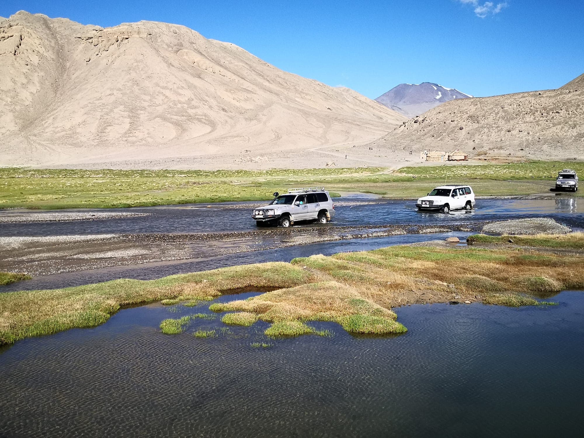 Pamir Classical 4x4, photograph 1